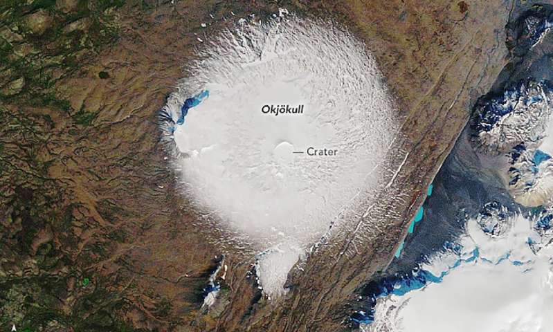 This NASA handout image shows the Okjökull glacier in 1986